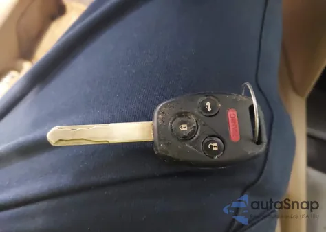 2011 Honda Accord 2.4 Lx-P from USA, damaged, VIN 1HGCP2F43BA104222